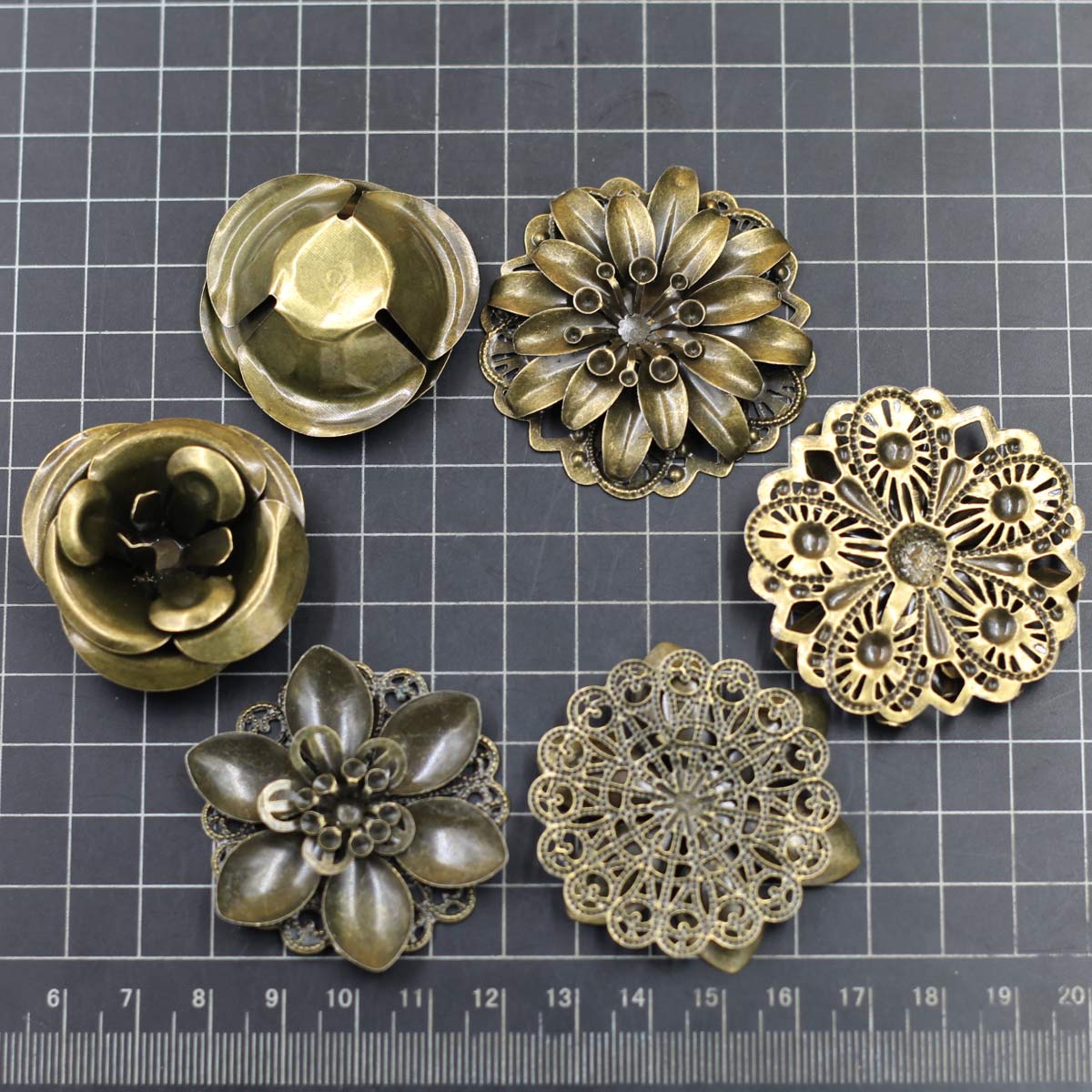 6 قطعة مزيج الزينة زهرة نمط تخ - مراجعة Embellishment Crafts وسعره